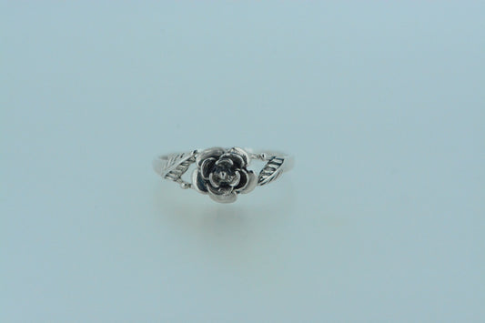 Rose & Leaves Ring